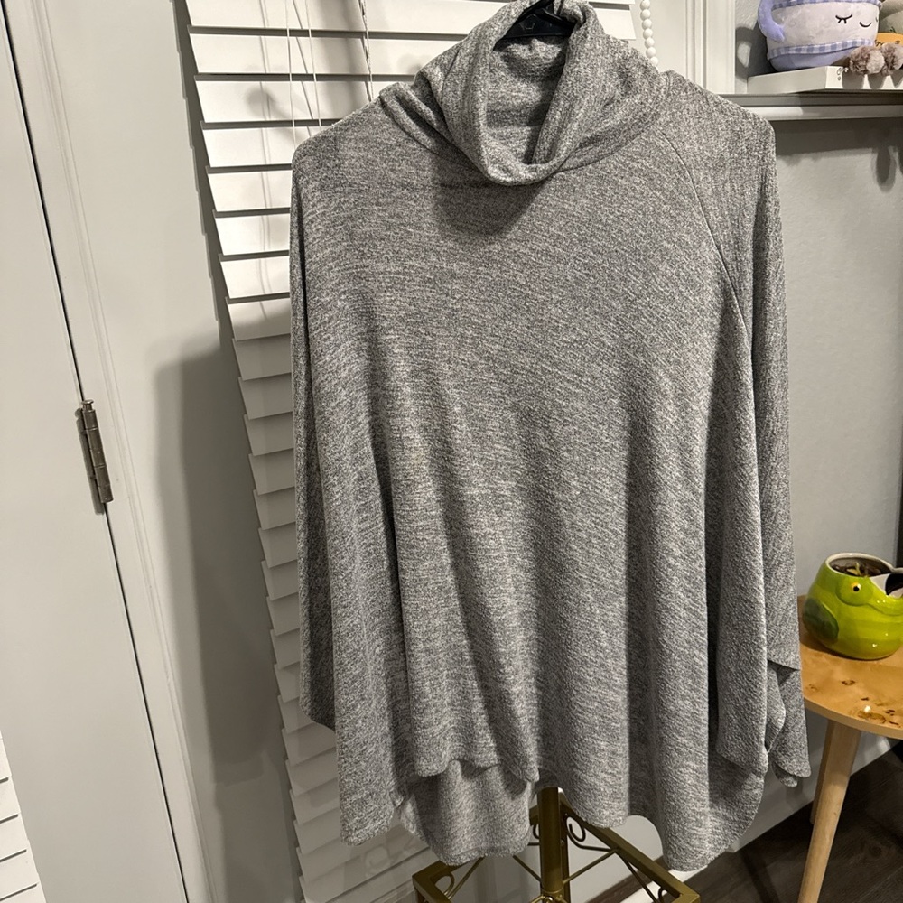 Forever 21 Gray Cowl Neck Blouse